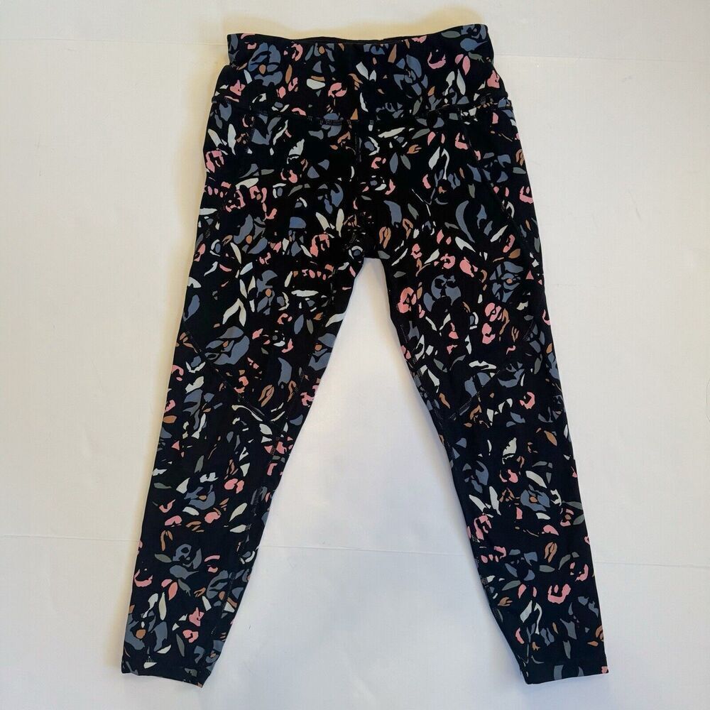 Sweaty Betty Power Abstract 7/8 length Leggings Black Geometric women Small EUC